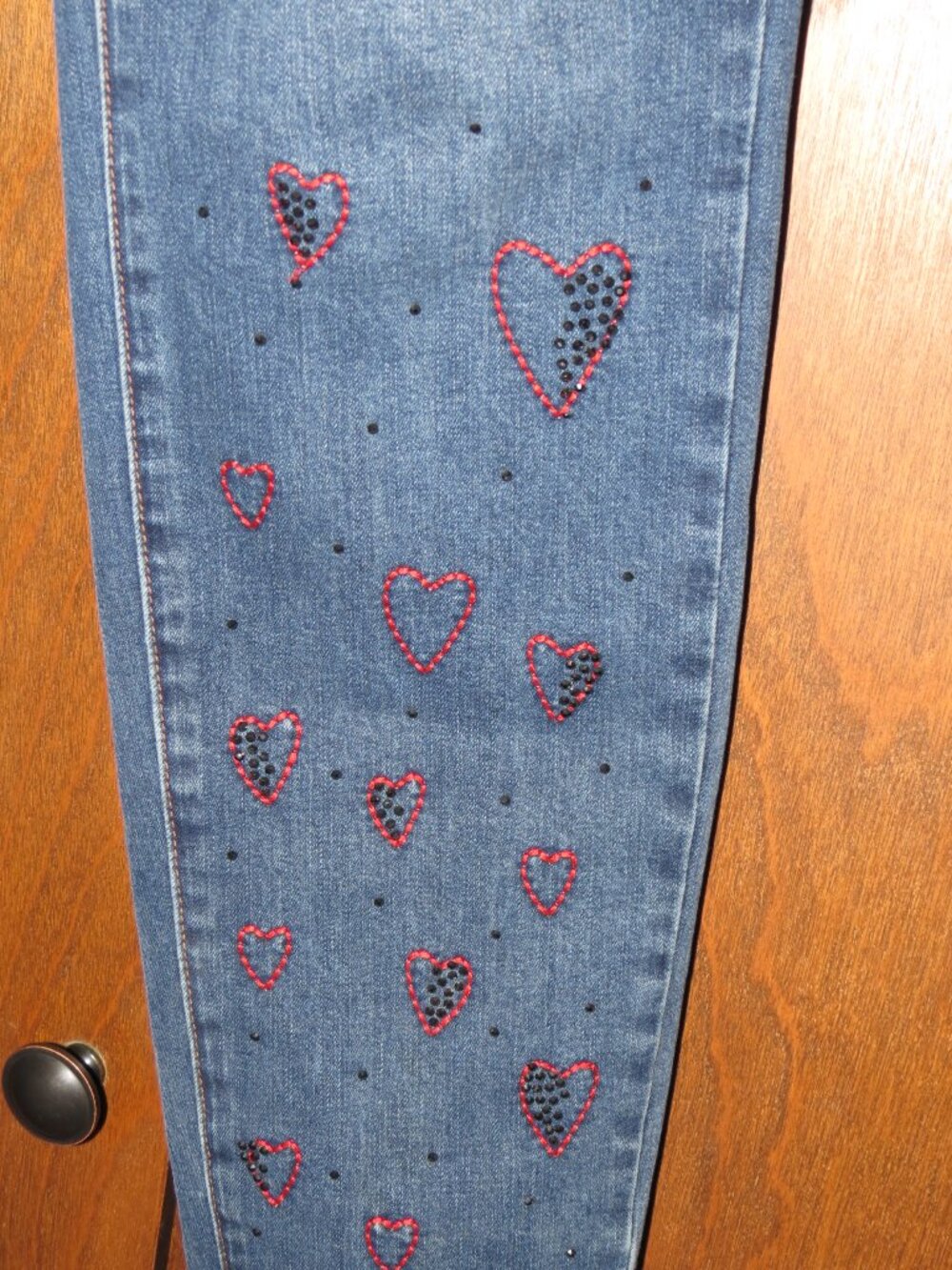 NWOT FDJ French Dressing Jeans Embroidered Heart Detail & Rhinestones Size 8